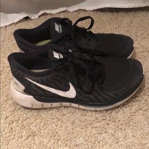 black nike free 5.0